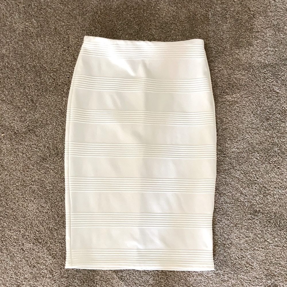 Joe B by Joe Benbasset pencil skirt. Juniors small